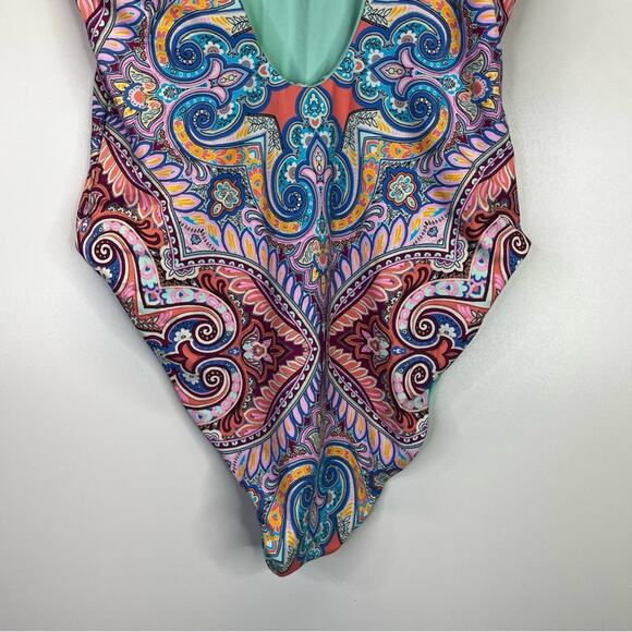 Jessica Simpson Printed Reversible One Piece swimsuit - M - Picture 9 of 14